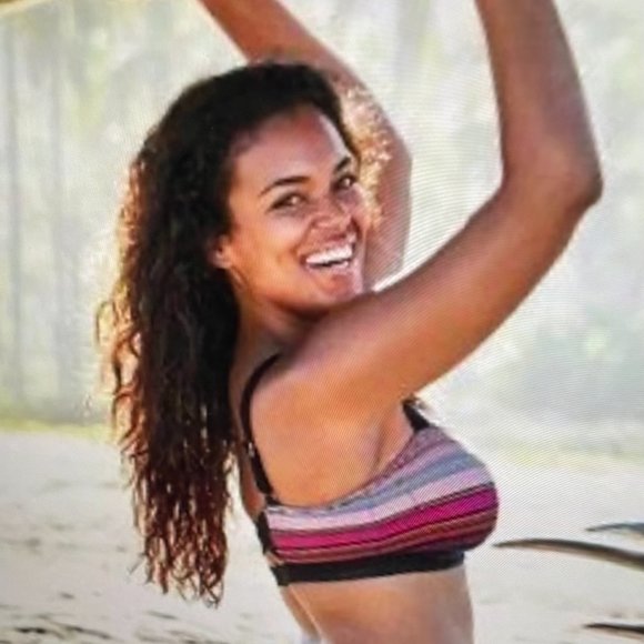 Athleta Capri Stripe Pura Bikini Top/Sports Bra Perfect Condition Size 32D/DD - Picture 8 of 10